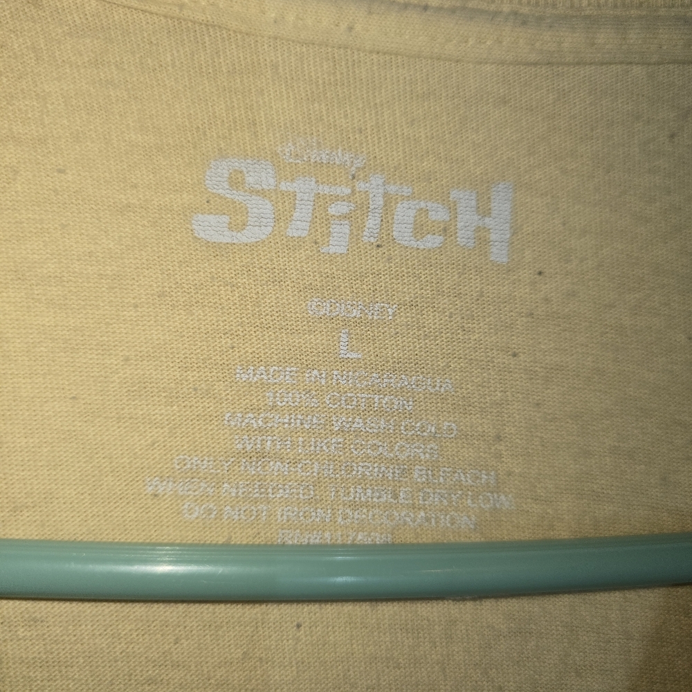 Girl's Disney Lilo & Stitch Graphic Print Yellow Short Sleeve T-Shirt Size L 100 - Picture 4 of 5